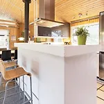 Holiday home Luxury Pool House Retreat - By Traum *