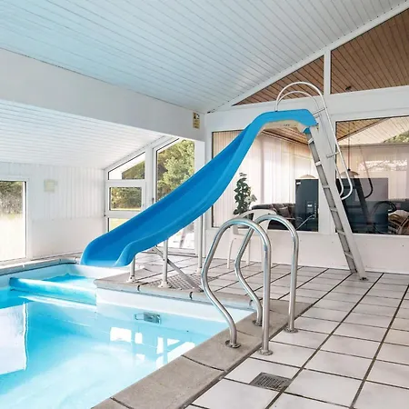 Luxury Pool House Retreat, * Saltum