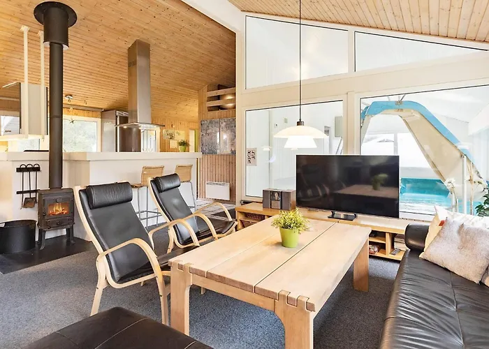 Luxury Pool House Retreat - By Traum Saltum